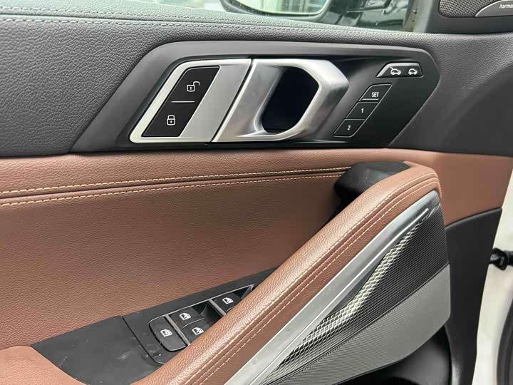 BMW X 6 2022 x Drive 40i M — фото 7