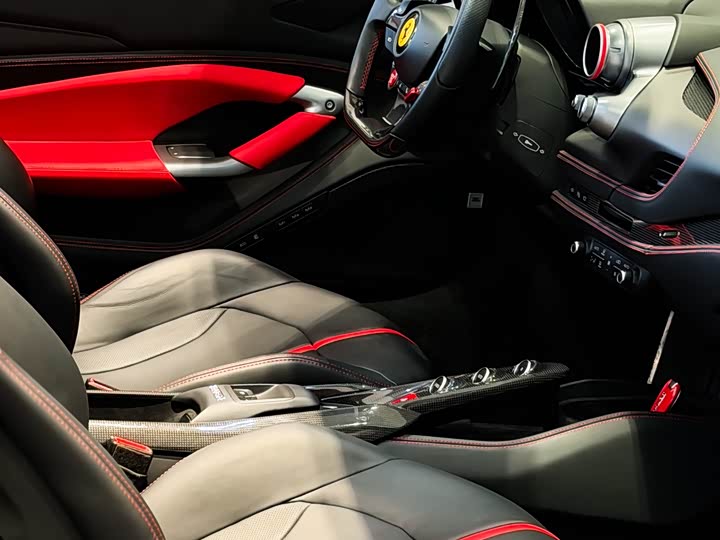 Ferrari F8 2020 Spider 3.9 T V 8 — фото 11
