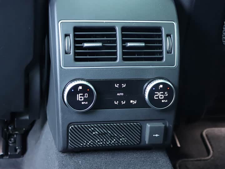Jaguar XFL 2022 XFL 2.0 T P 250 2 WD — фото 15