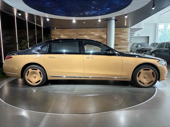 Maybach S-Class 2022 S 680 4 MATIC Virgil Abloh — фото 6