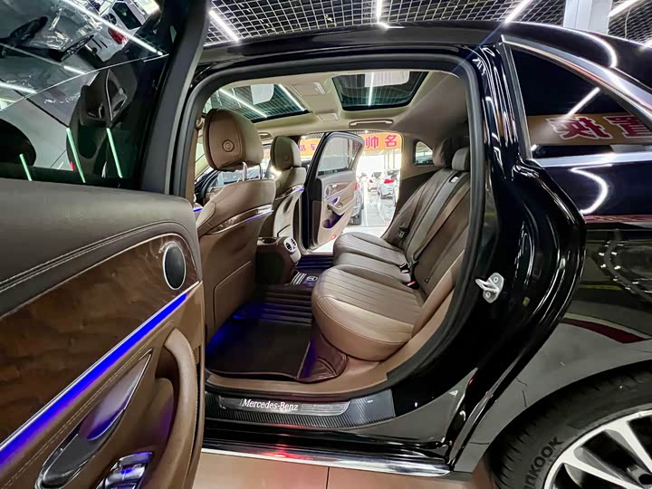 Mercedes-Benz E-Class 2020 E 260 L — фото 13