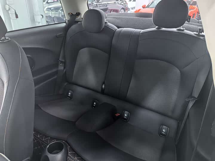 MINI Hatch — фото 10