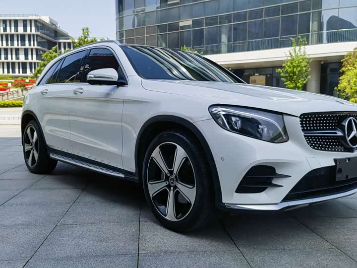 Mercedes-Benz GLC 2019 GLC 300 L 4 MATIC — фото 7