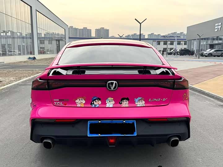 Changan UNI-V 2022 1.5 T — фото 8