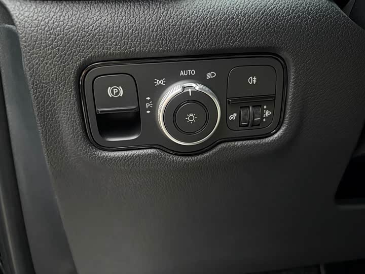 Mercedes-Benz Vito — фото 12