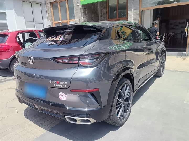 Changan UNI-T 2023 1.5 T Premium — фото 7
