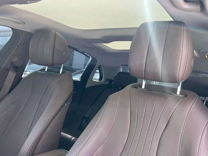Mercedes-Benz E-Class 2022 E 300 L Luxury — фото 20