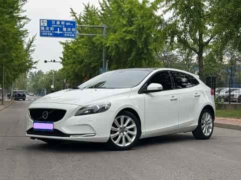 Volvo V40 2015 1.6 T — фото 27