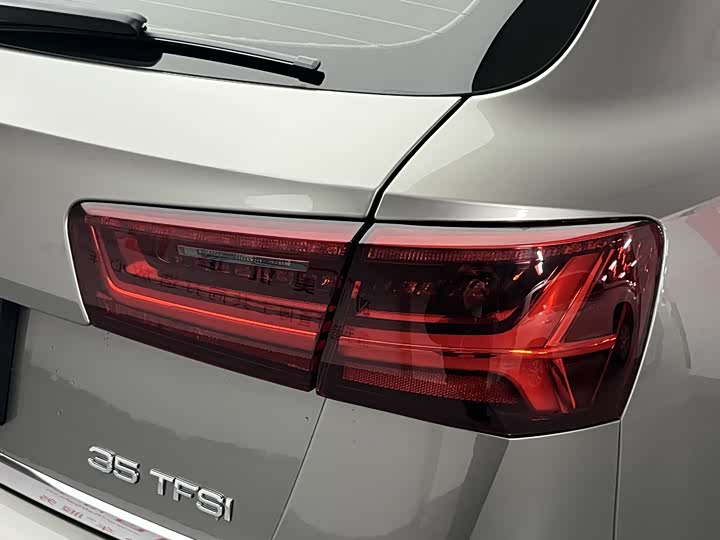 Audi A6 2017 Avant 35 TFSI — фото 7