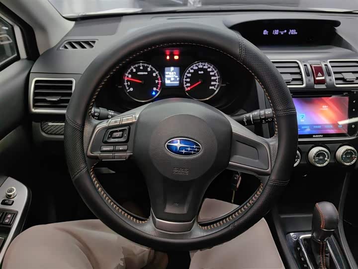 Subaru XV 2015 2.0i — фото 7