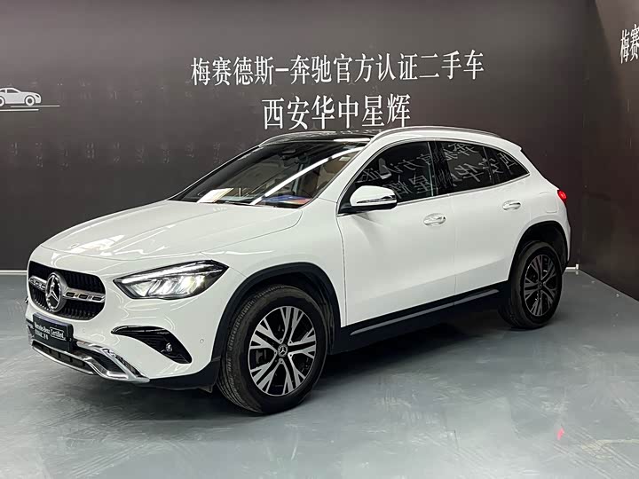 Mercedes-Benz GLA 2024 GLA 220 — фото 1
