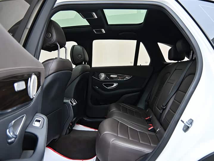 Mercedes-Benz GLC 2019 GLC 260 L 4 MATIC Luxury — фото 12