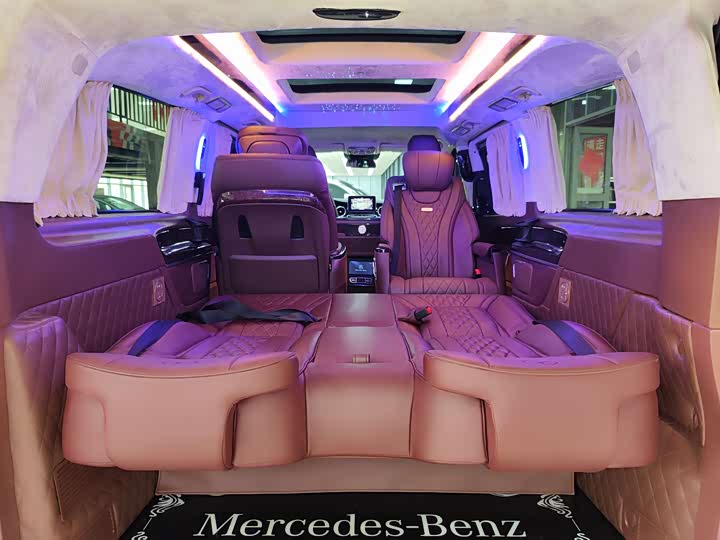Mercedes-Benz V-Class 2018 V 260 L VI — фото 14