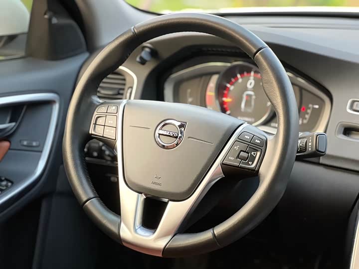 Volvo S60 2019 S 60 L T 5 — фото 11
