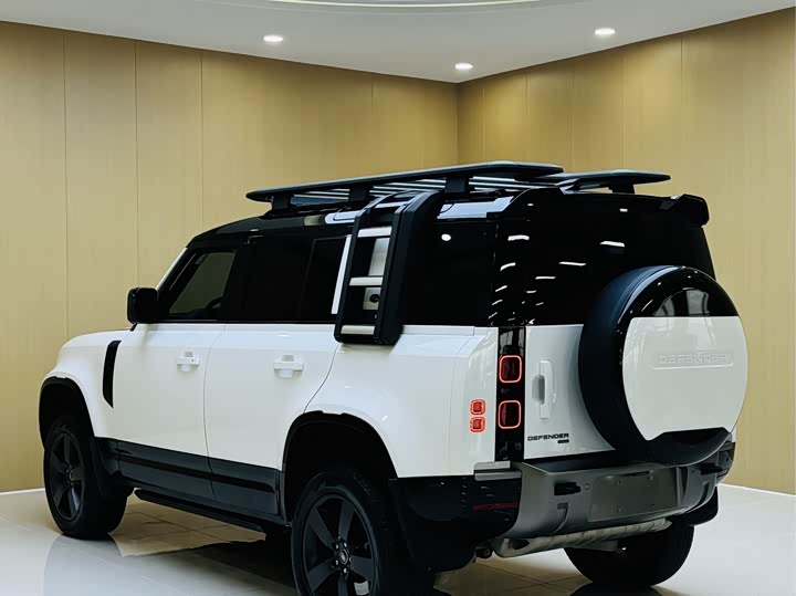 Land Rover Defender — фото 4