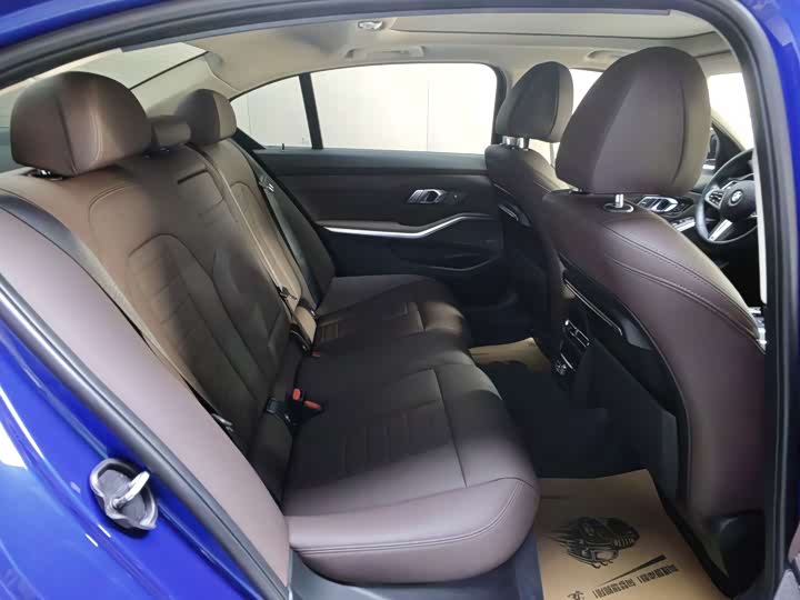 BMW 3-Series 2020 330 Li x Drive M — фото 11