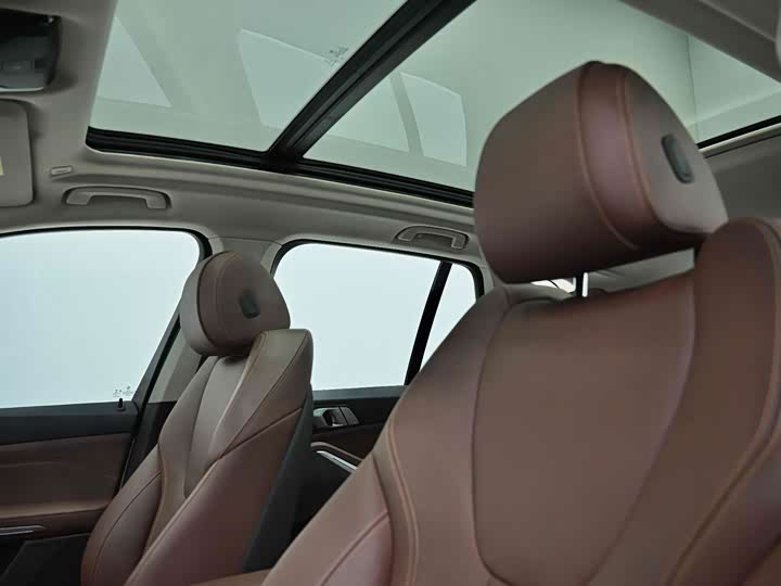 BMW X5 2019 x Drive 40i M — фото 35