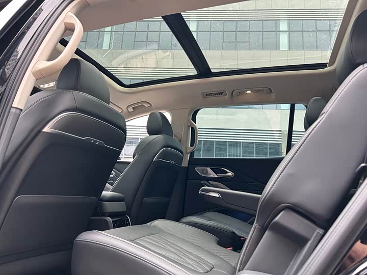 Hongqi HS7 PHEV 2024 2.0 T PHEV 4 WD 6 — фото 18