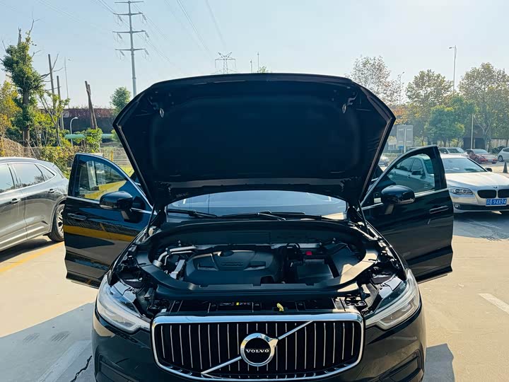 Volvo XC60 2019 T 5 4 WD VI — фото 11