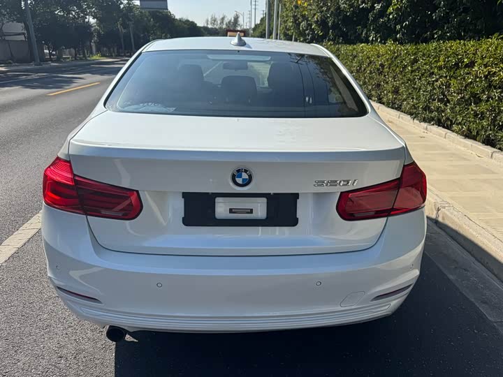 BMW 3 Series 320i стиль — фото 9