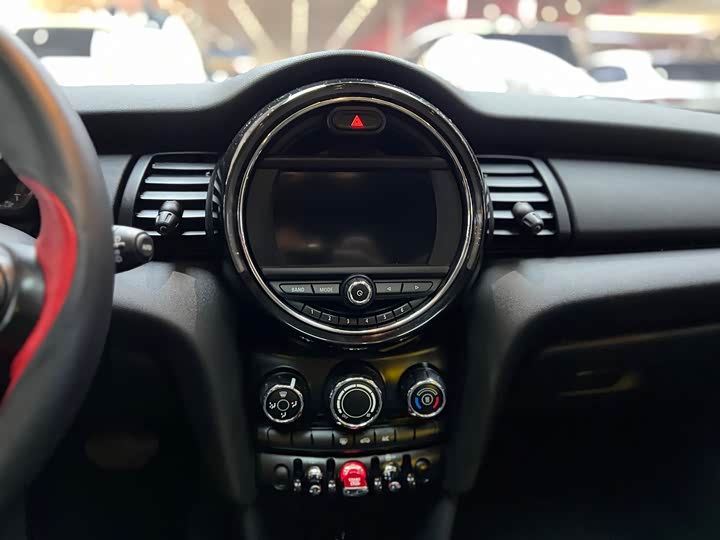 MINI Hatch — фото 13