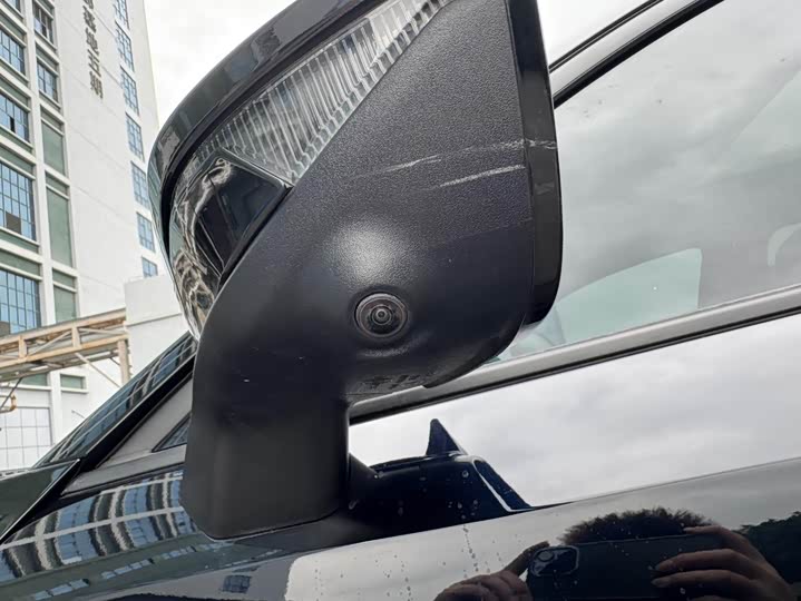 Changan UNI-V 2022 1.5 T — фото 32