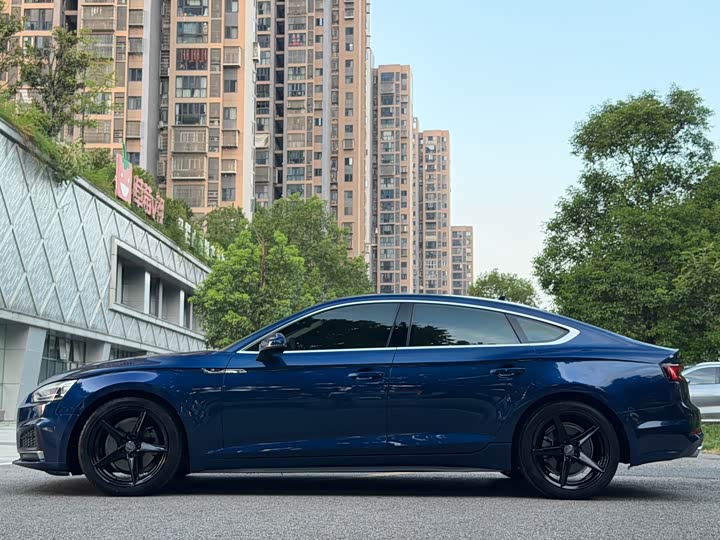 Audi A5 Sportback 40 TFSI стиль — фото 5