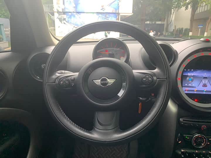 MINI Countryman — фото 10