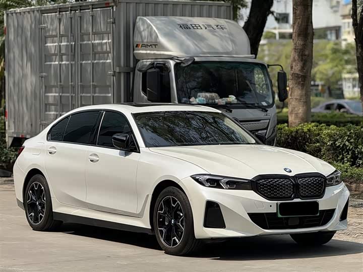 BMW i3 2024 e Drive 40 L — фото 3