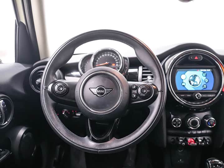 MINI Hatch — фото 17