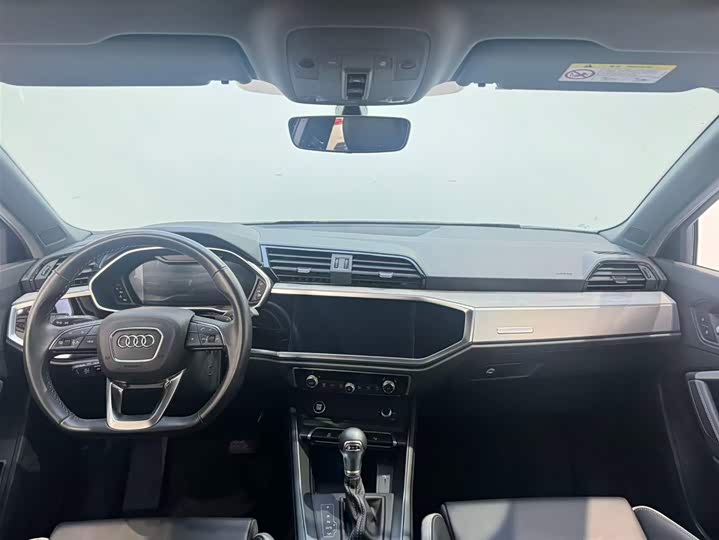 Audi Q3 2024 35 TFSI — фото 7
