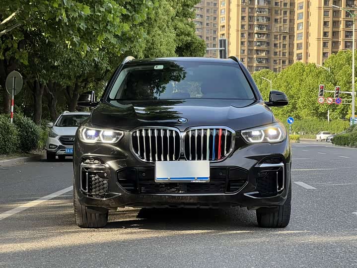 BMW X5 — фото 2