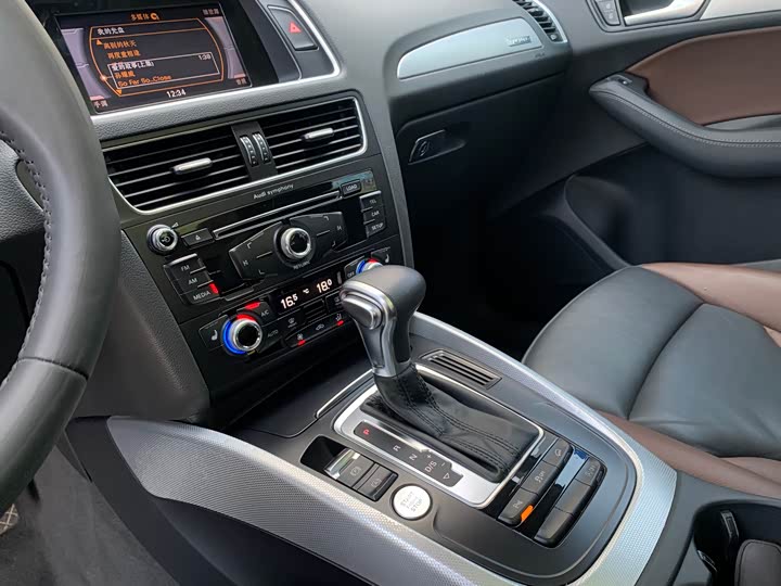 Audi Q5 2018 40 TFSI — фото 14