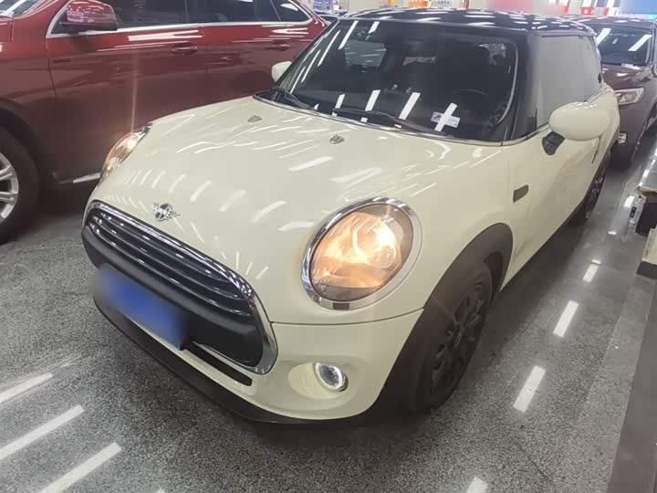 MINI Hatch — фото 1