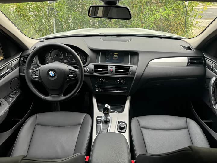 BMW X3 2016 s Drive 20i — фото 11