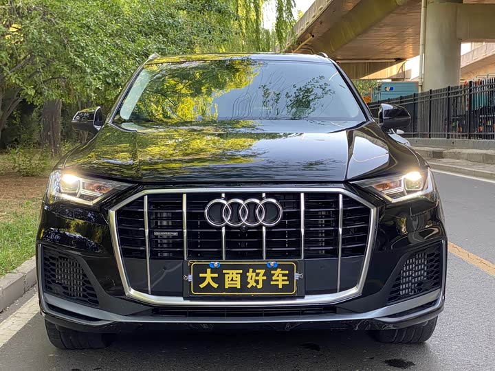 Audi Q7 2023 55 TFSI quattro S line Sport — фото 2