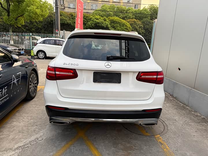 Mercedes-Benz GLC 300 4MATIC динамик — фото 5