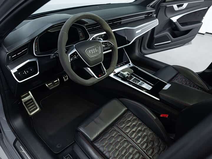 Audi RS6 2021 RS 6 4.0 T Avant — фото 5
