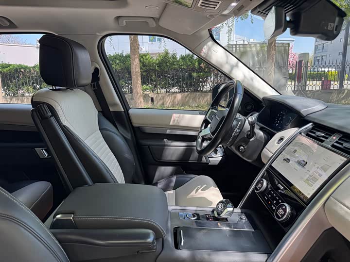 Land Rover Discovery — фото 13