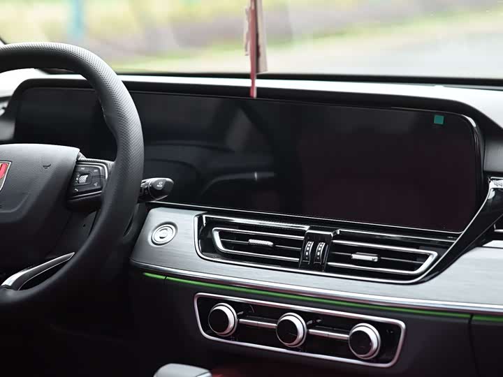 Hongqi HS5 2026 2.0 T 2 WD Pro — фото 8