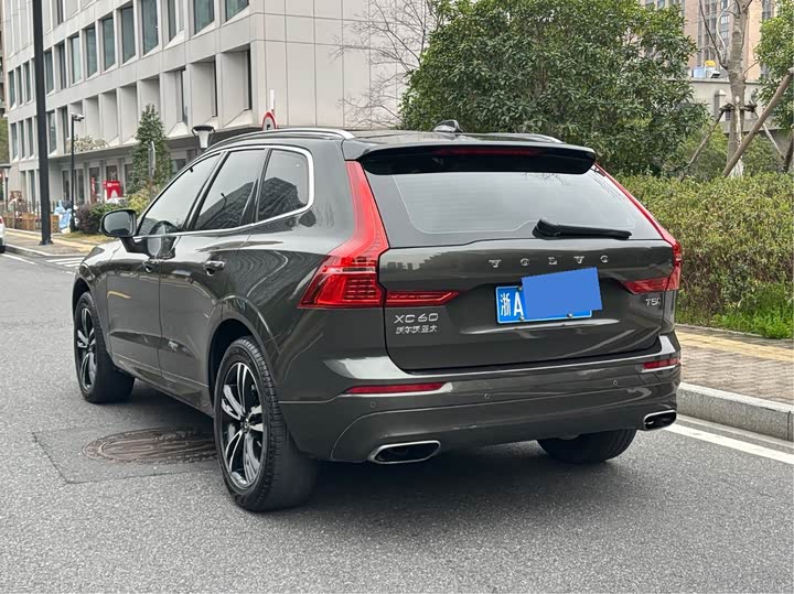 Volvo XC60 2019 T 5 4 WD VI — фото 10