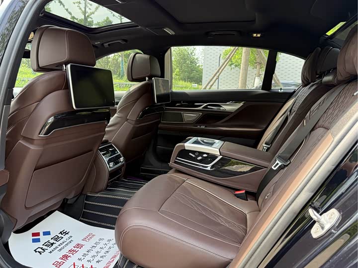 BMW 7-Series 2018 740 Li Leading M — фото 7