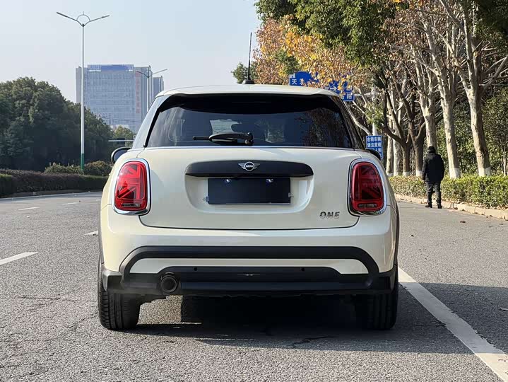 MINI Hatch — фото 15