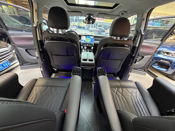 Trumpchi M8 2024 400 T — фото 22