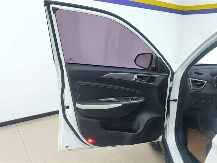 Changan CS35 2017 1.6 L MTLuxury — фото 7