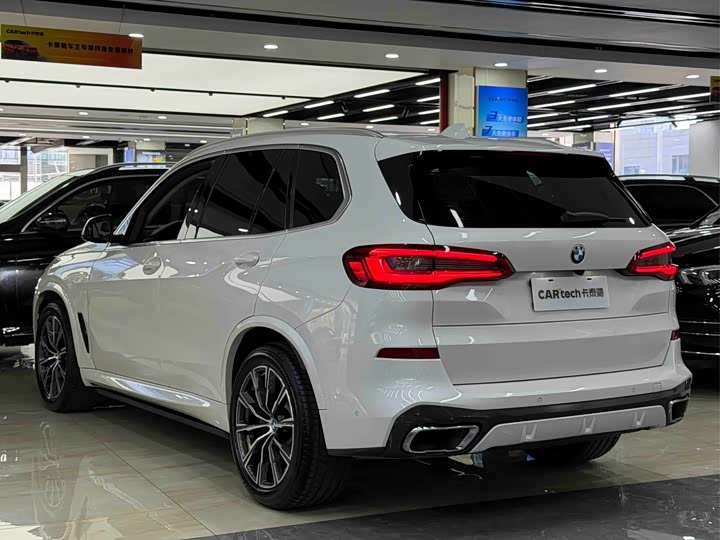 BMW X5 2020 x Drive 40i M — фото 7