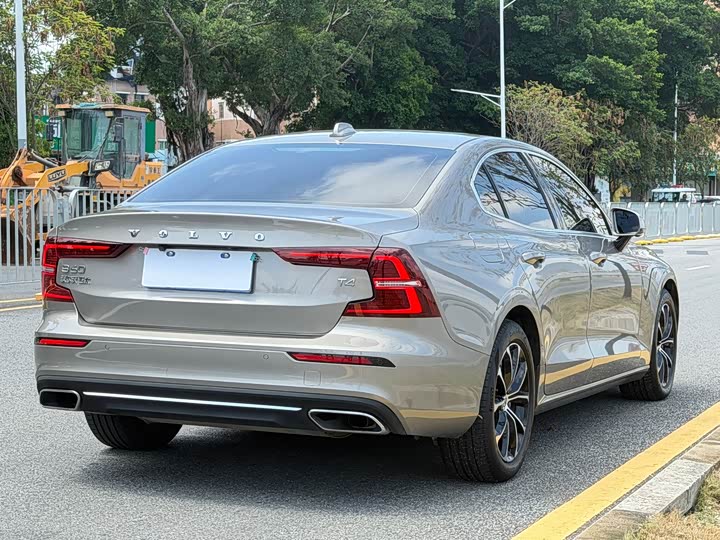Volvo S60 2021 T 4 — фото 17