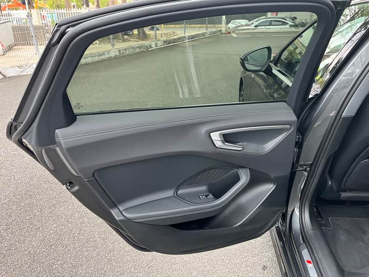Audi A5L 2026 2.0 T Plus — фото 11