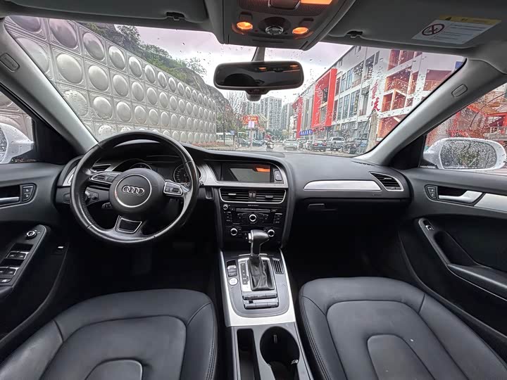 Audi A4L 35 TFSI S line комфорт — фото 12