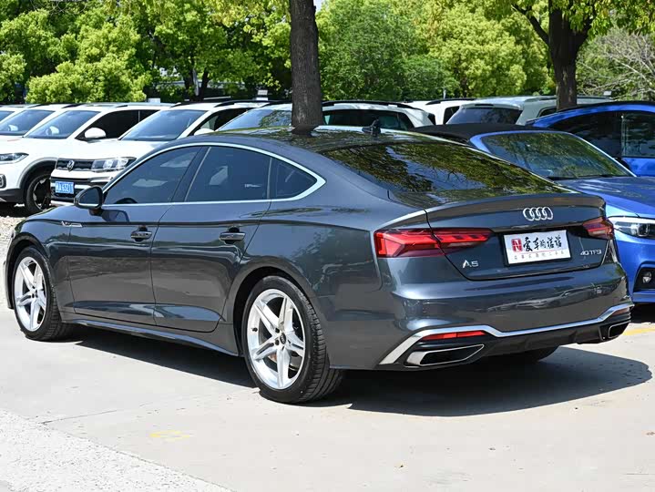 Audi A5 2022 Sportback 40 TFSI — фото 3